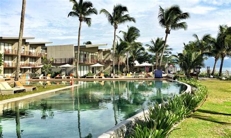 5 Awesome Luxury Beach Resorts near Manila a .